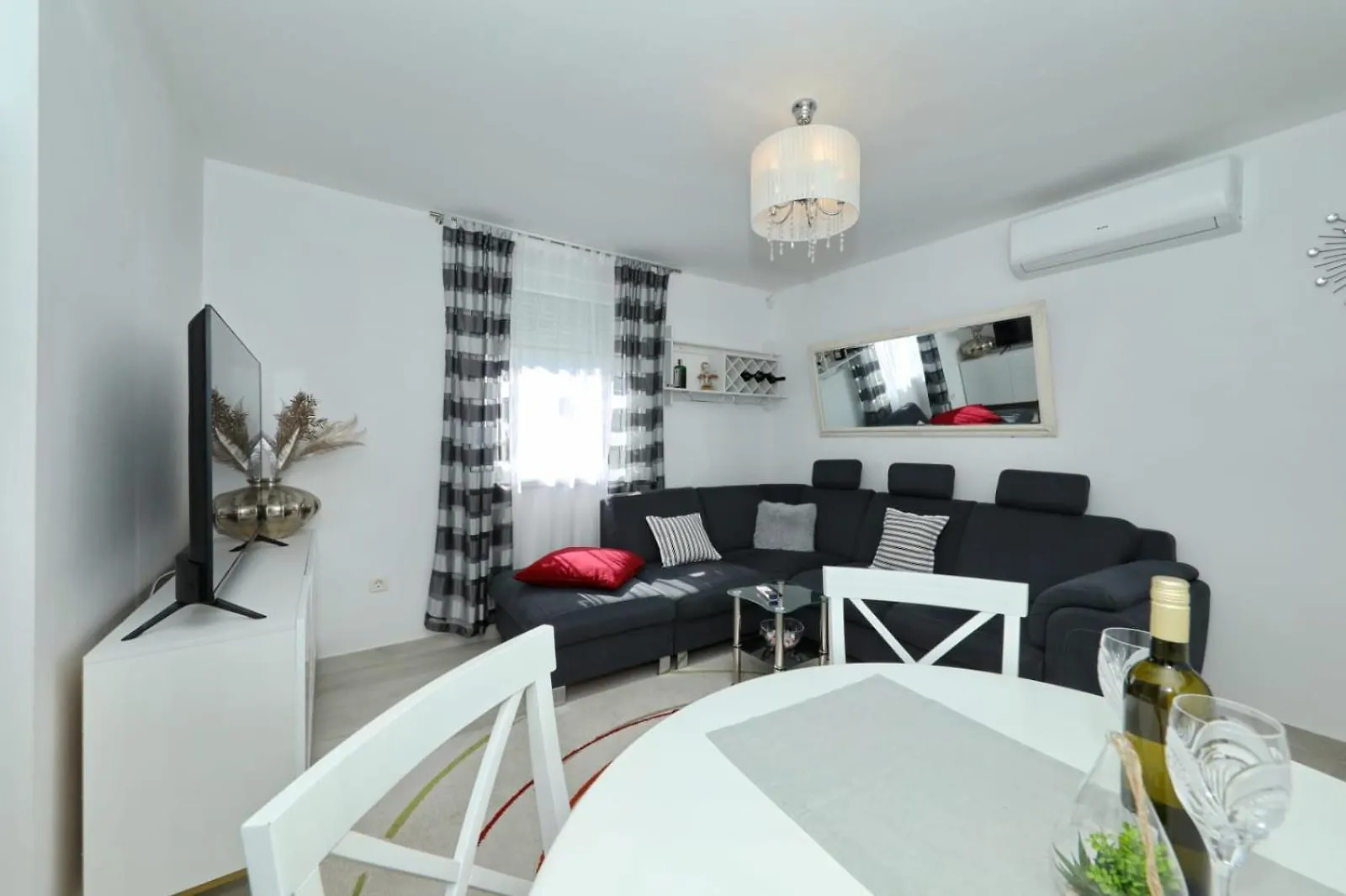 Apartment Apartman Donat Zadar Croatia